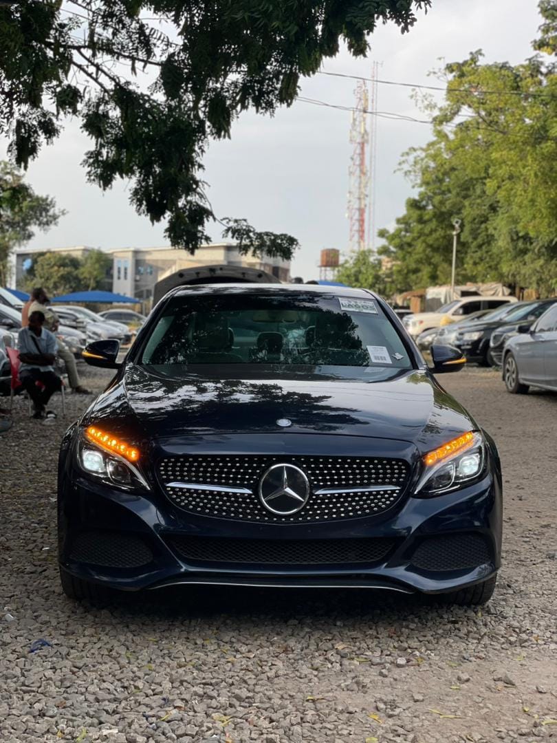 2015 Mercedes Benz C300