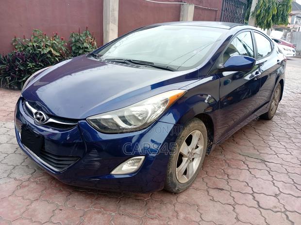 2012 Hyundai Elantra