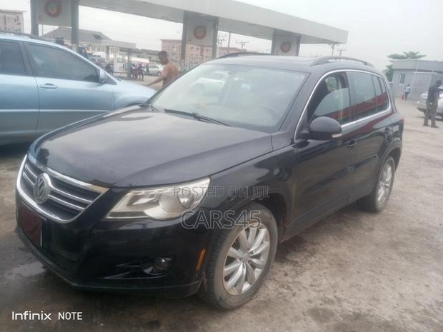 2011 Volkswagen Tiguan - Image 1