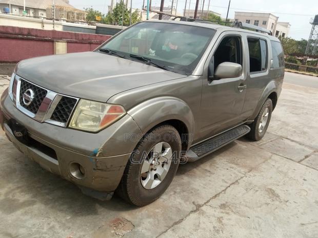 2005 Nissan Pathfinder