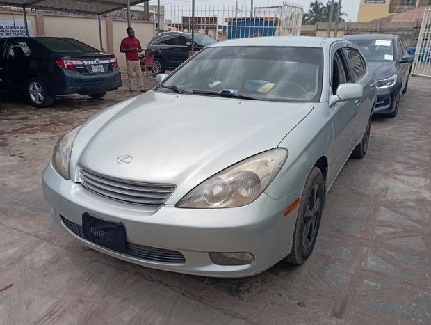 2002 Lexus Es