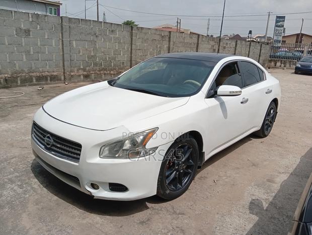 2010 Nissan Maxima S