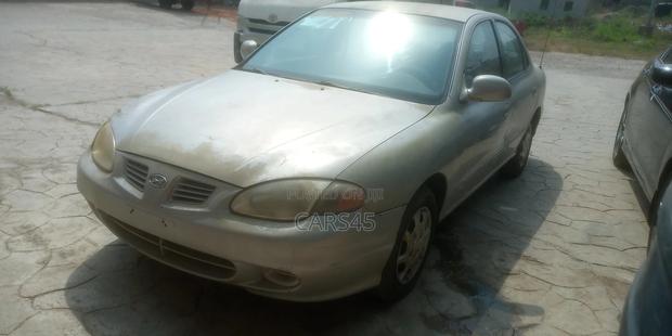 2000 Hyundai Elantra