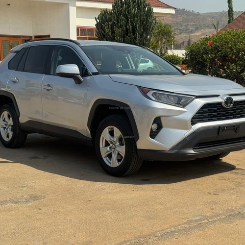 2020 Toyota Rav 4 XLE