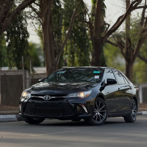 2016 Toyota Camry XSE