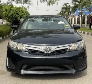 2014 Toyota Camry LE - Image 1