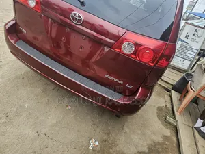 2006 Toyota Sienna LE